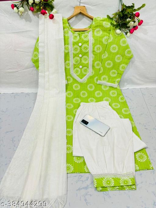 Trendy Graceful Women Kurta Sets