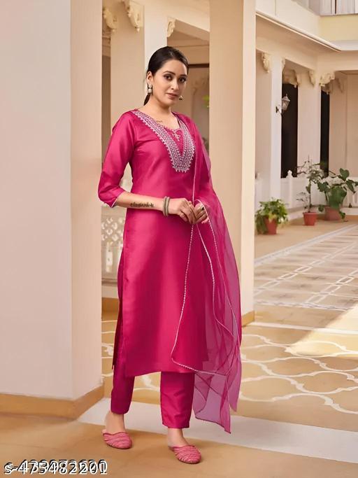 Trendy Alluring Women Kurta Sets