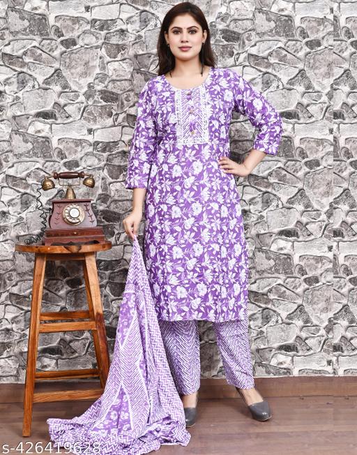 Abhisarika Voguish Women Kurta Sets