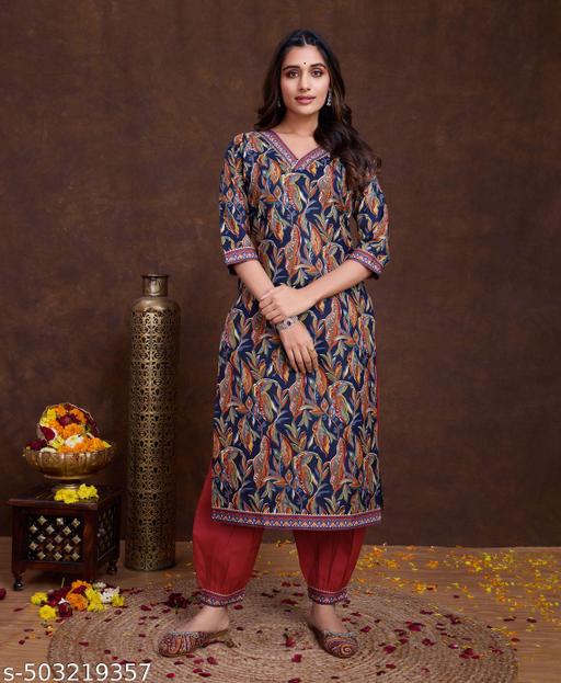 Aagam Pretty Women Kurta Sets