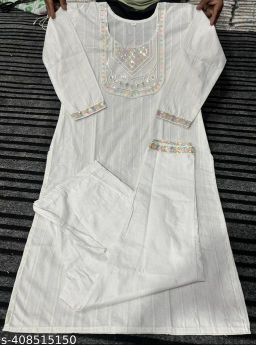 Aishani Drishya Women Kurta Sets