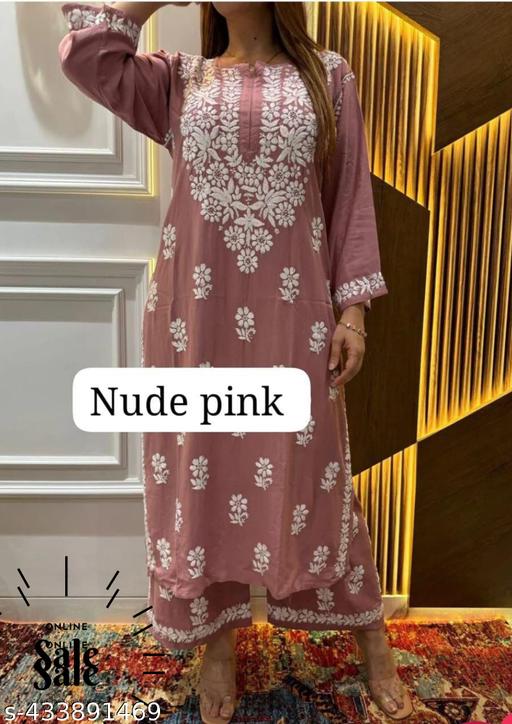 Aagyeyi Drishya Women Kurta Sets