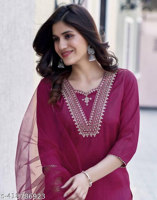 Aagyeyi Attractive Women Kurta Sets