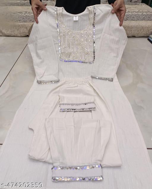 Aishani Graceful Women Kurta Sets