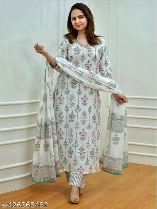 Trendy Voguish Women Kurta Sets
